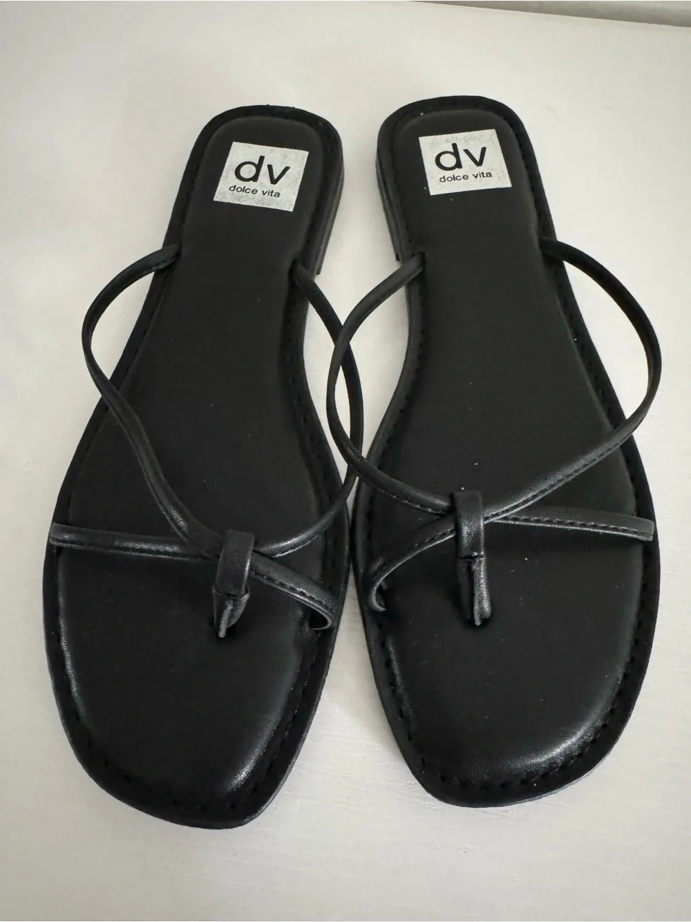 Dolce Vita Black Strappy Toe-Loop Sandals